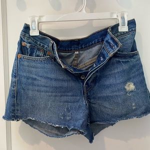 levi’s shorts dark wash